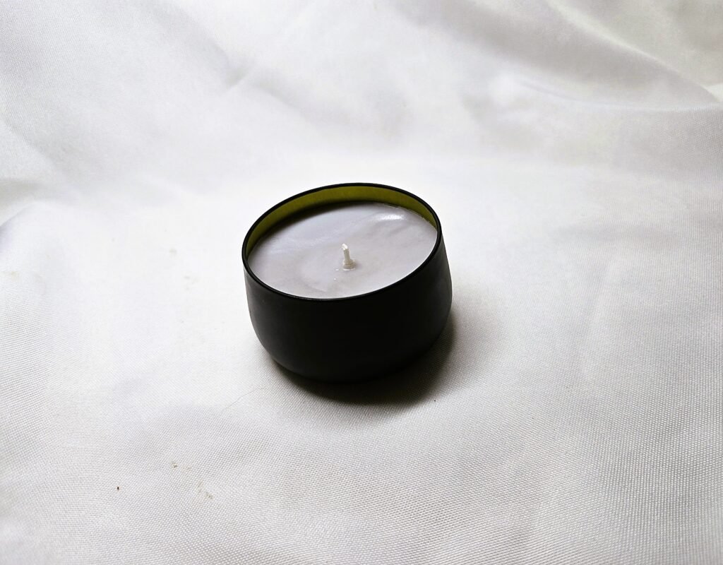 Candle in Tin
